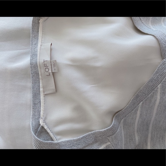 Loft Vneck stripped sweater - Picture 4 of 4